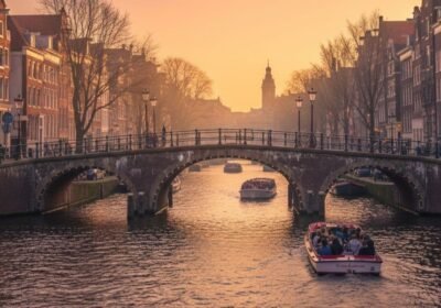 The Bridge of 15 bridges of Amsterdam: Solving the Puzzle